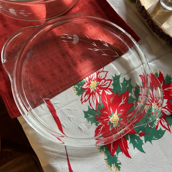 Other - Vintage Simax 3 quart floral etched crystal casserole dish with lid!
